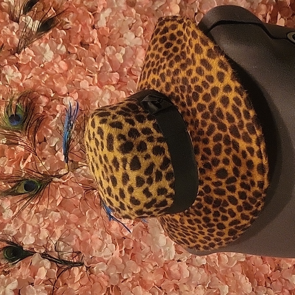 Eric Javits leopard print hat